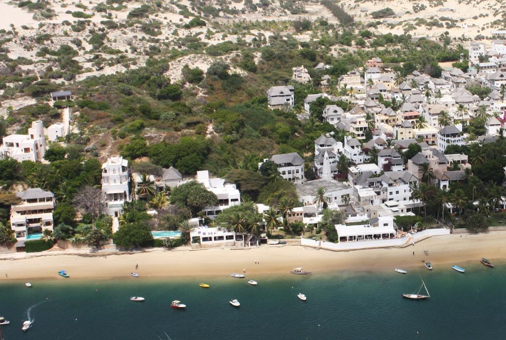 Peponi Hotel Shela Exterior photo